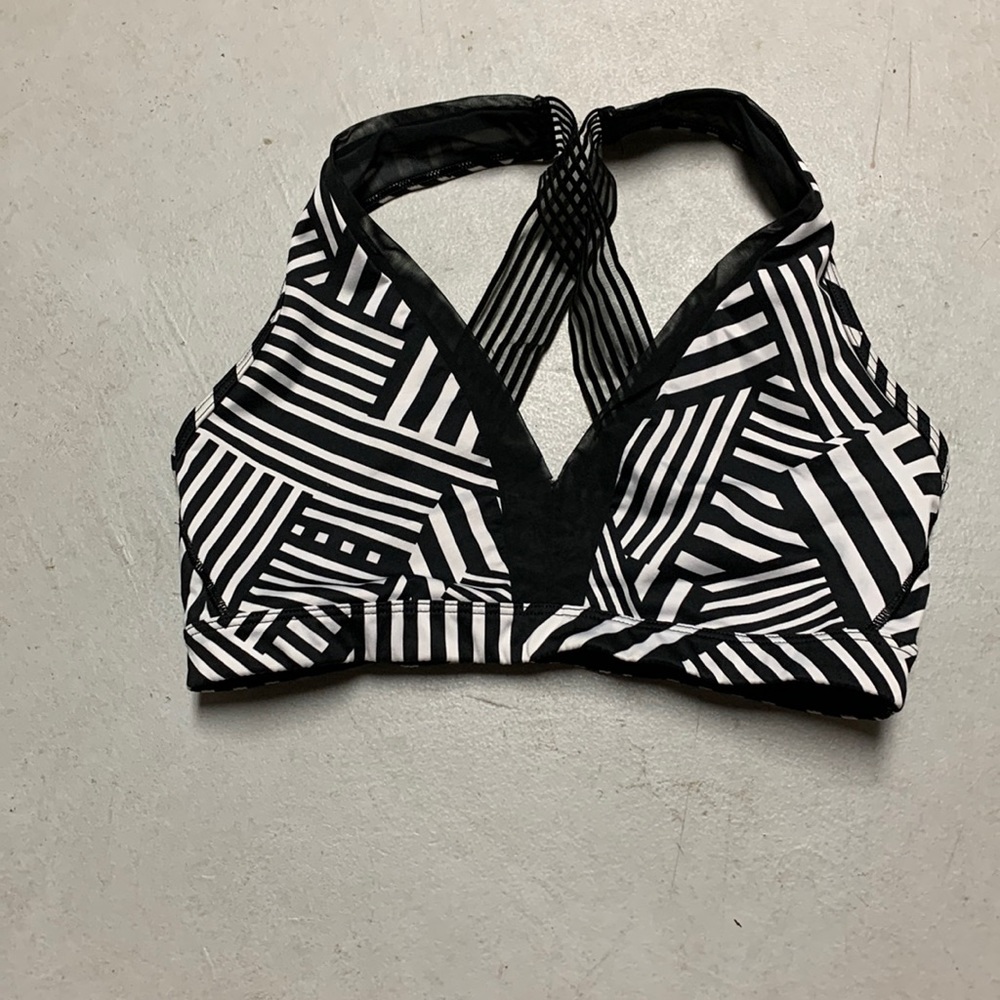 Victoria Sport sports bra